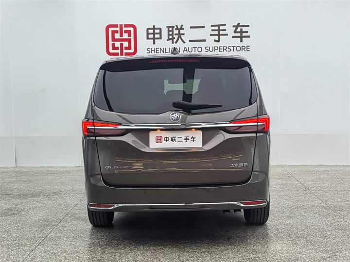 Фото 3 - Buick GL8 ES