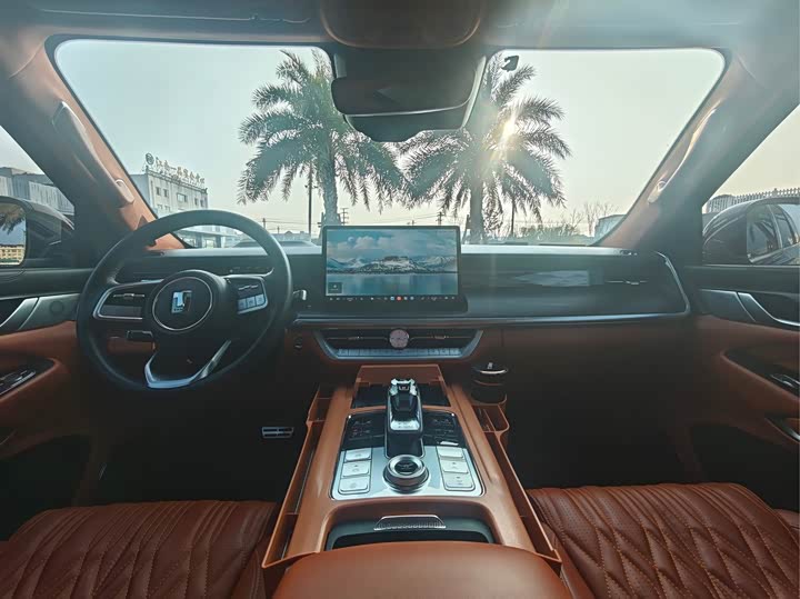 Фото 7 - Tank 500