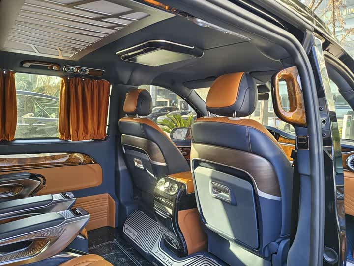 Фото 7 - Mercedes-Benz Vito