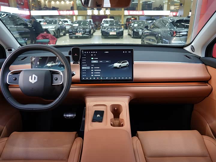 Фото 7 - Leapmotor C10