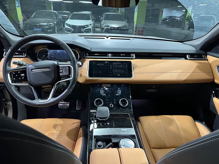 Фото 9 - Land Rover Range Rover Velar