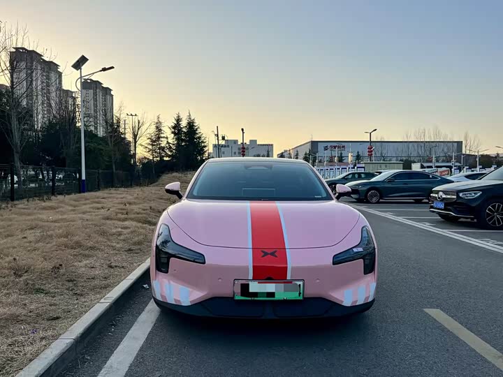 Фото 2 - XPeng Mona M03