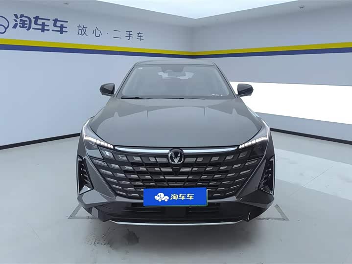 Фото 2 - Changan UNI-Z Hybrid