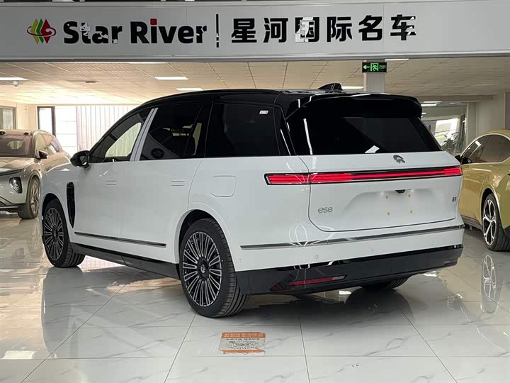 Фото 4 - Nio ES8