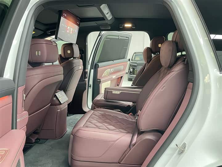 Фото 8 - Nio ES8