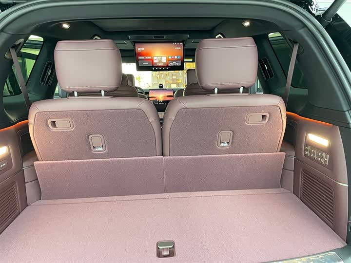 Фото 9 - Nio ES8