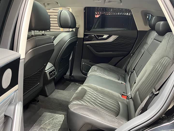 Фото 7 - Hongqi HS5