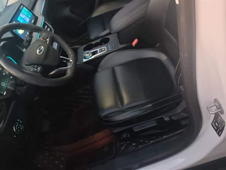 Фото 9 - Ford Focus