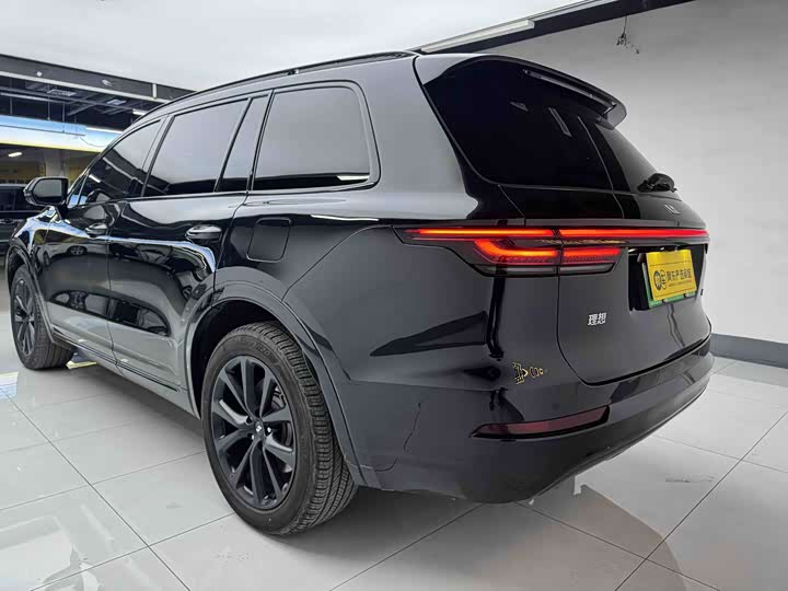 Фото 6 - LiXiang One