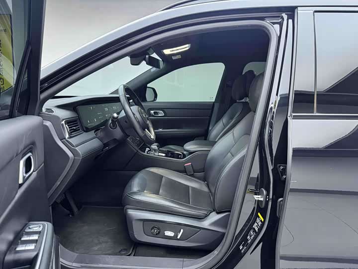 Фото 8 - LiXiang One