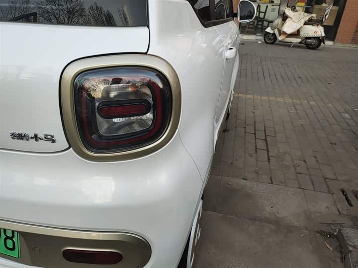 Фото 7 - Bestune Pony