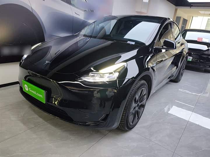 Фото 2 - Tesla Model Y