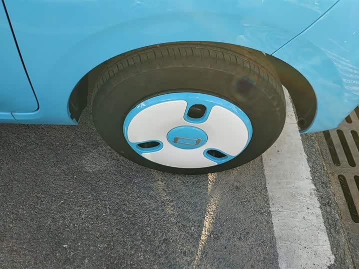 Фото 6 - Bestune Pony