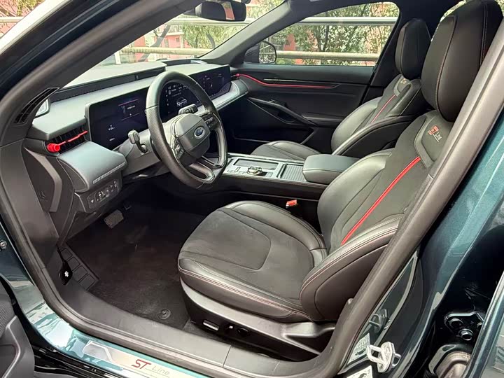 Фото 3 - Ford Mondeo