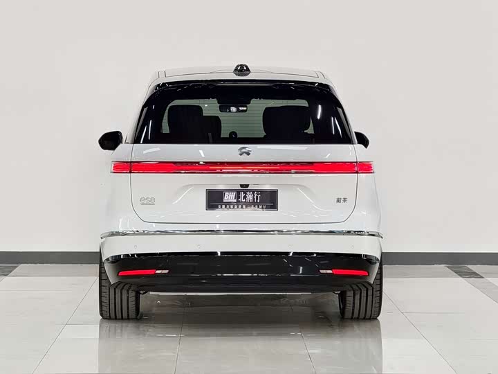 Фото 5 - Nio ES8