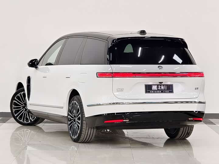 Фото 6 - Nio ES8