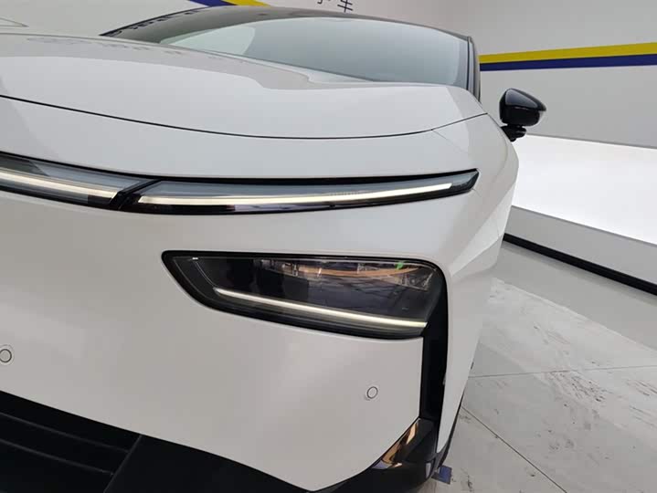 Фото 5 - XPeng F57