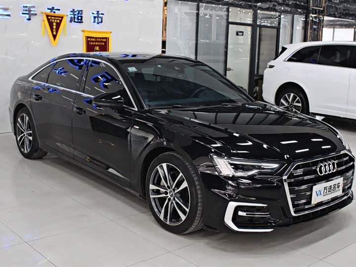 Фото 2 - Audi A6L