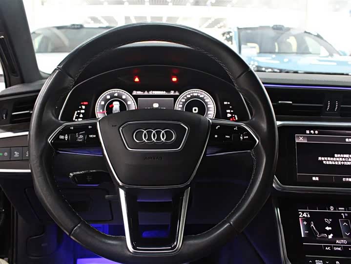 Фото 5 - Audi A6L