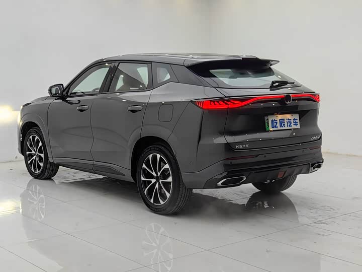 Фото 6 - Changan UNI-Z Hybrid