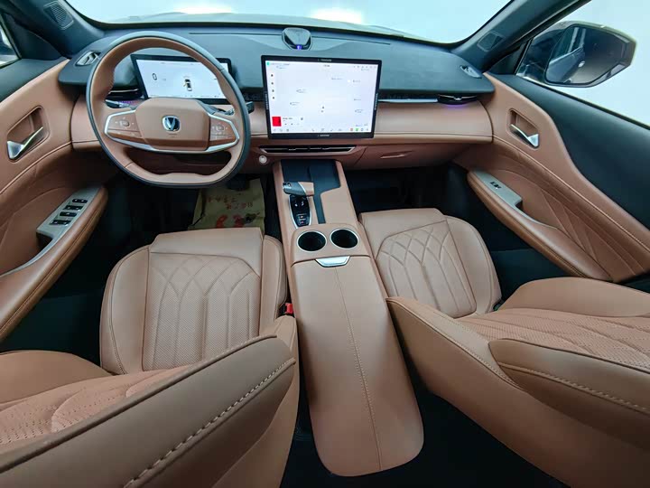 Фото 9 - Changan UNI-Z Hybrid