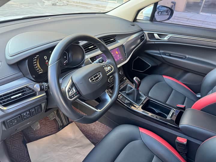 Фото 7 - Geely Emgrand GS