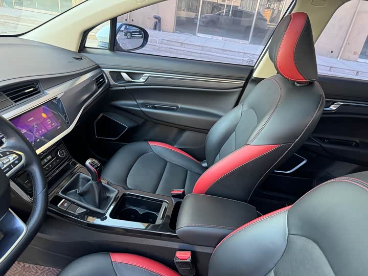 Фото 8 - Geely Emgrand GS