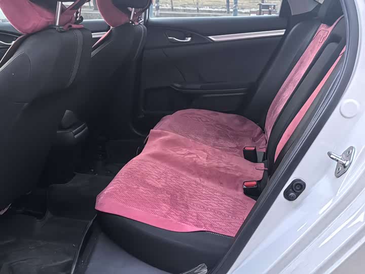 Фото 8 - Honda Civic