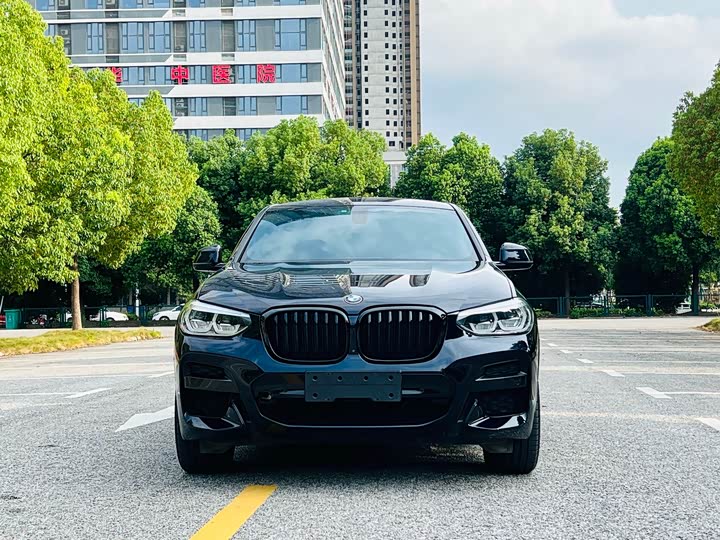 Фото 1 - BMW X4
