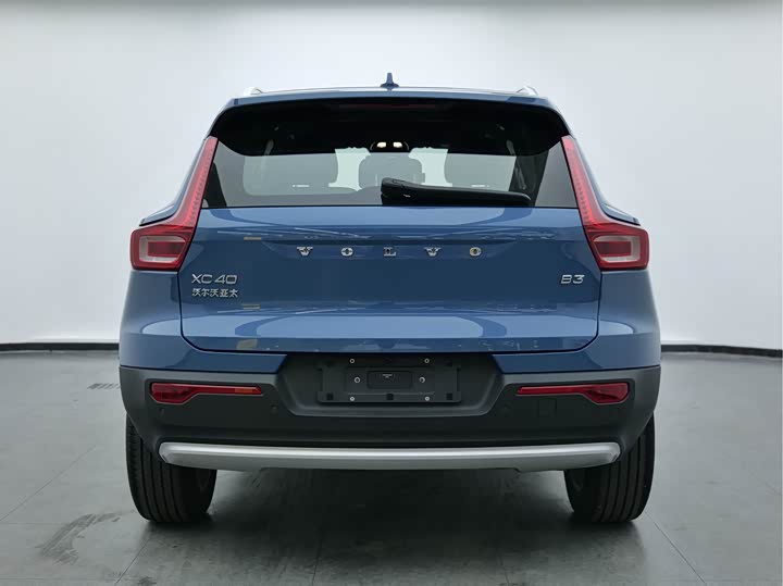 Фото 5 - Volvo XC40