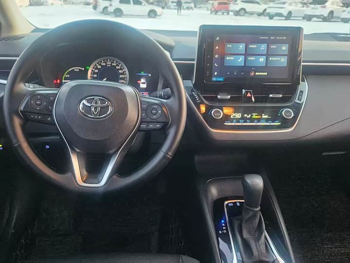 Фото 5 - Toyota Corolla