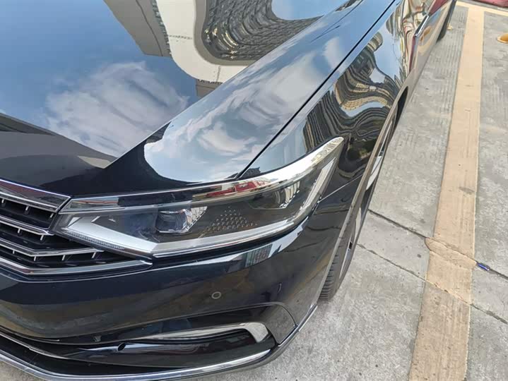 Фото 5 - Volkswagen Magotan