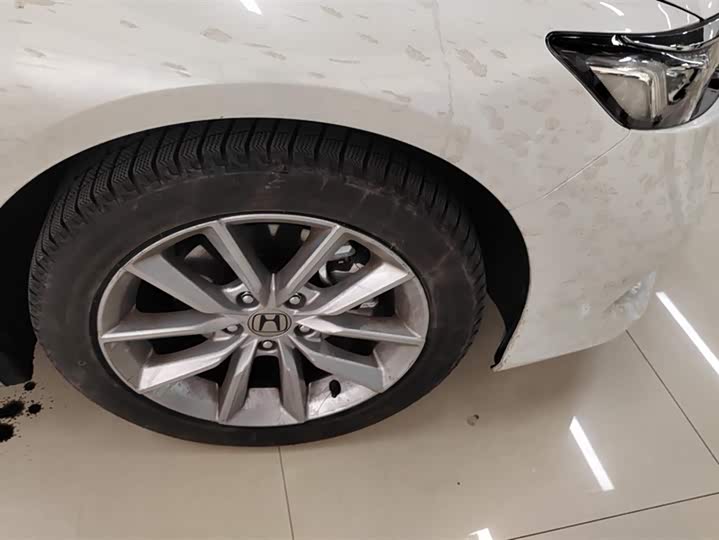 Фото 6 - Honda Accord