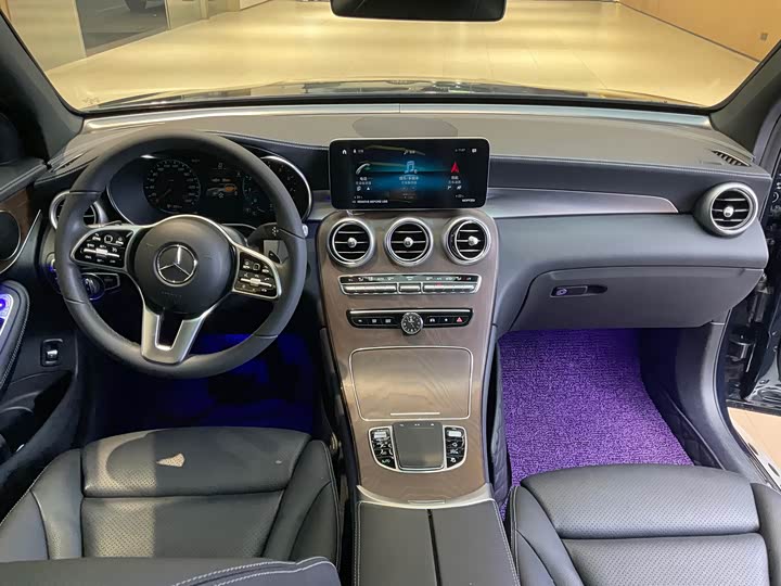 Фото 9 - Mercedes-Benz GLC-Class