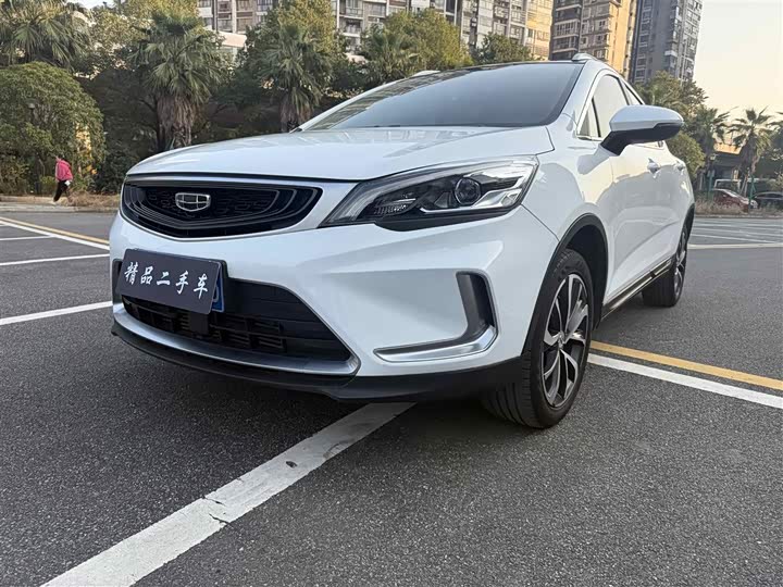 Фото 1 - Geely Emgrand GS