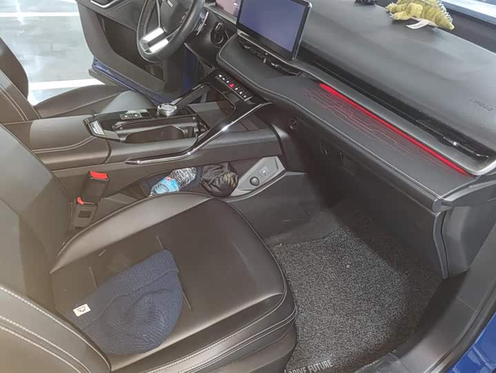 Фото 8 - Haval H6