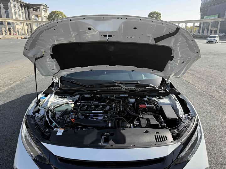 Фото 7 - Honda Civic