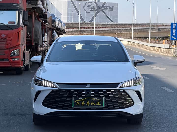 Фото 2 - BYD Qin Plus