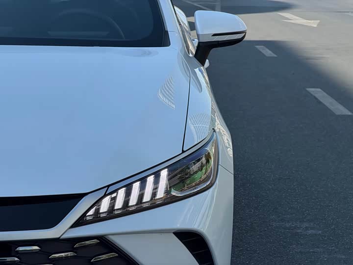 Фото 4 - BYD Qin Plus