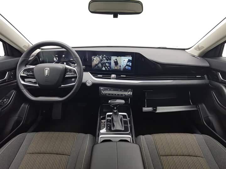 Фото 5 - Bestune B70