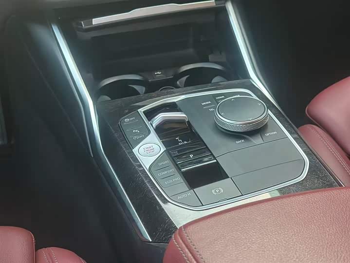 Фото 9 - BMW 3 Series