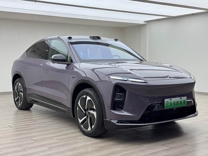 Фото 4 - Nio EC6