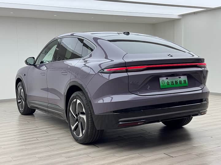 Фото 7 - Nio EC6