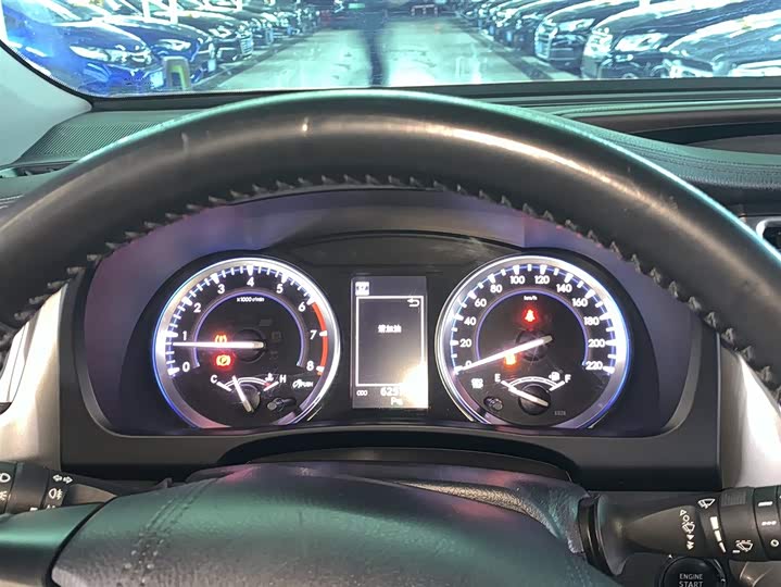 Фото 6 - Toyota Highlander