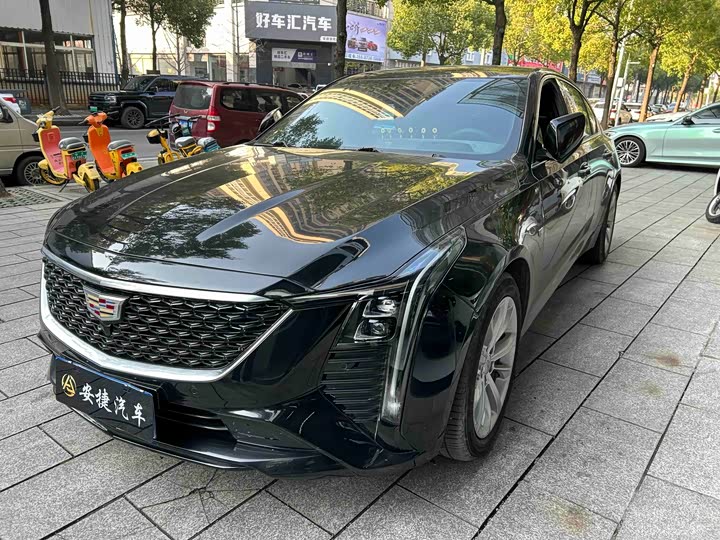 Фото 1 - Cadillac CT5