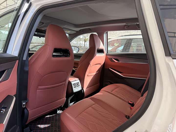 Фото 5 - Changan CS75 Plus