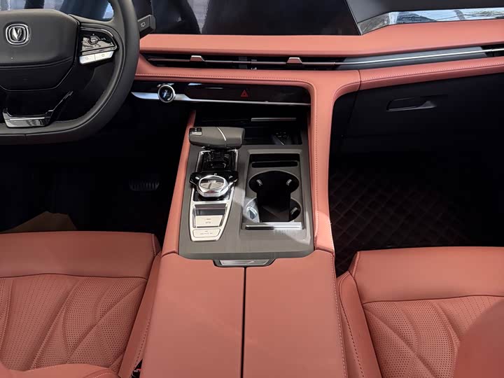 Фото 7 - Changan CS75 Plus