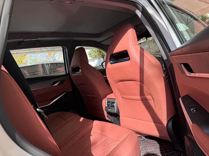 Фото 9 - Changan CS75 Plus