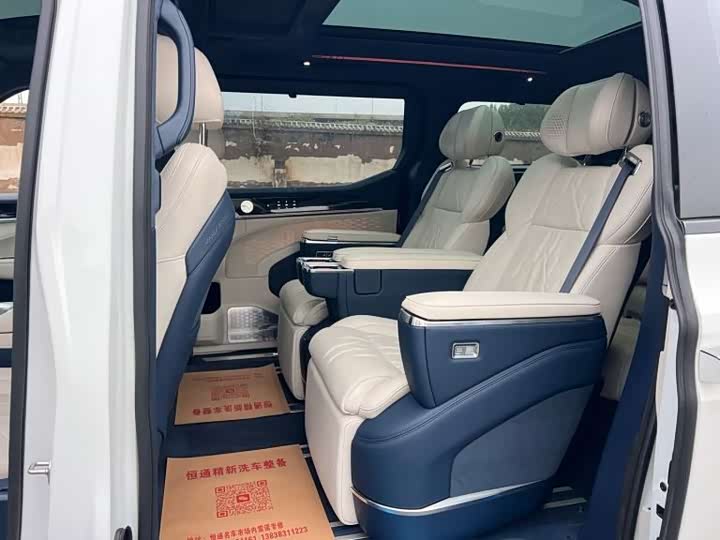 Фото 5 - Zeekr 009