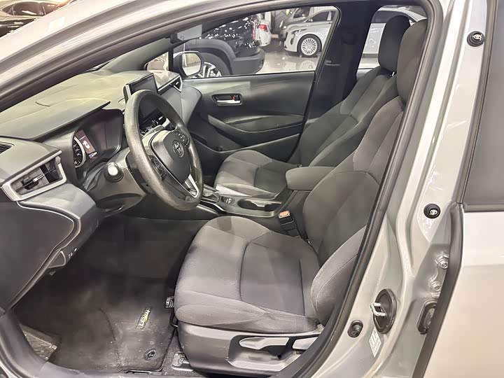 Фото 5 - Toyota Levin